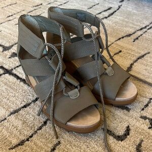 Sorel wedge sandals